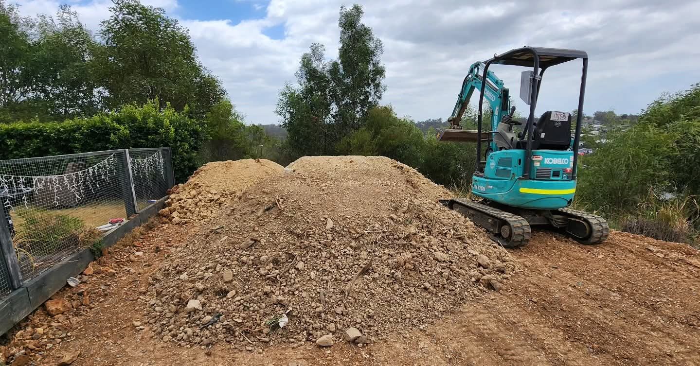 Ormeau Hills Backyard Cut, Fill & Level — on site 1